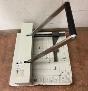 PK-513 PLUS プラス 断裁機 】ペーパーカッター オフィス用品 手動断裁