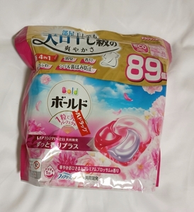 新品 未開封 ボールド ジェルボール 4D プレミアム98個｜Yahoo!フリマ