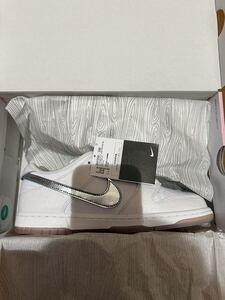 DIAMOND SUPPLY CO. × SB DUNK LOW PRO OG QS "WHITE DIAMOND" BV1310-100 （ホワイト/クロム/ホワイト）