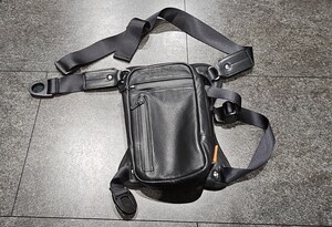 クシタニ KUSHITANI 2ウェイレザーレッグバッグ ブラック｜Yahoo