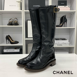 モノグラムフラワー ポルトフォイユ ルー M11909 （ホワイト）