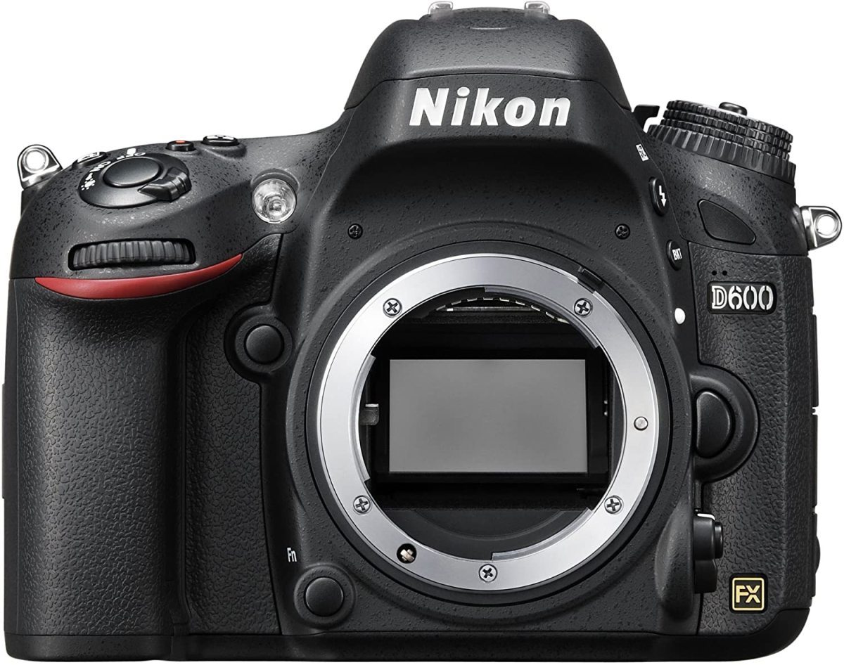Nikon フルサイズ デジタル一眼レフカメラ D600 タムロン ズームレンズ