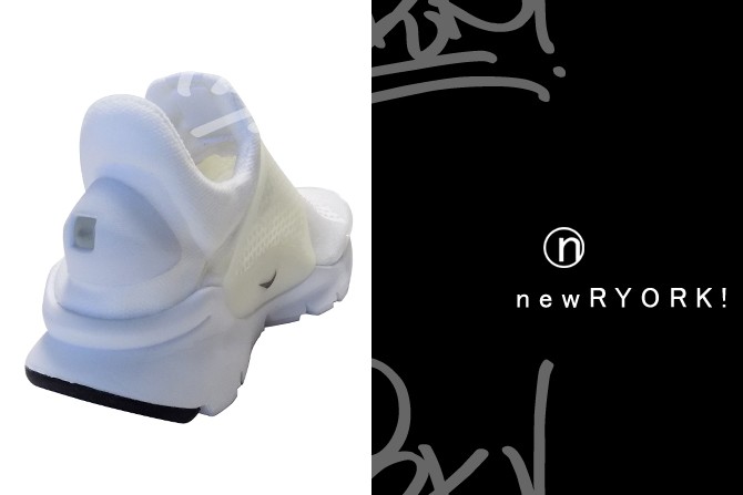 SOCK DART SP "INDEPENDENCE DAY" PACK WHITE 686058-111 （ホワイト/ホワイト）