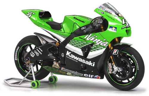 タミヤ1/12 プラモデル 未組立 オートバイシリーズ ヤマハ YZR-M1'04