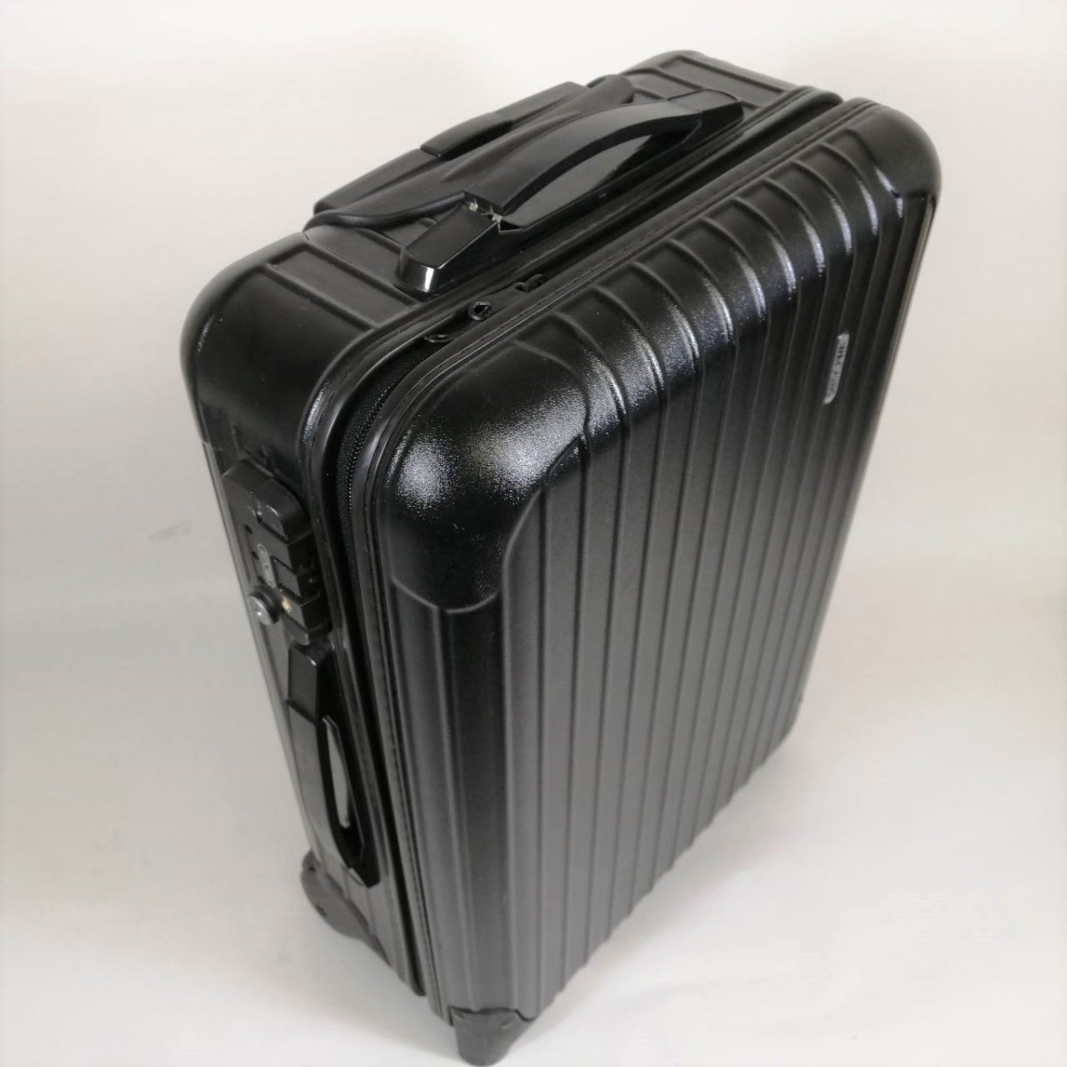美品 RIMOWA キャリーケース サルサ トロリー 35L 機内持ち込み　黒 RIMOWA リモワ SALSA サルサ 35L 機内持ち込み 2輪 キャビンS