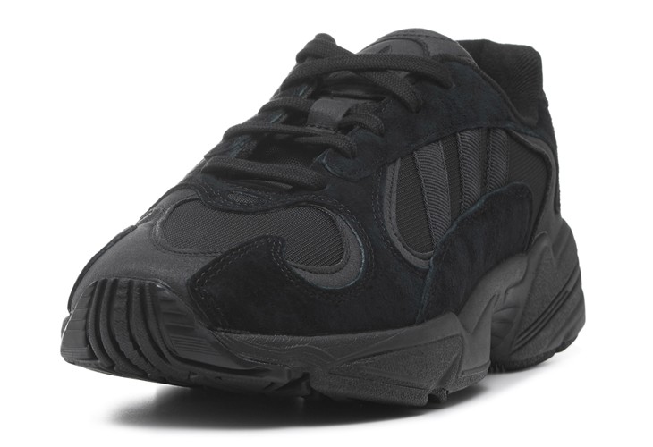 YUNG 1 "TRIPLE BLACK" G27026 (コアブラック/コアブラック/カーボン)
