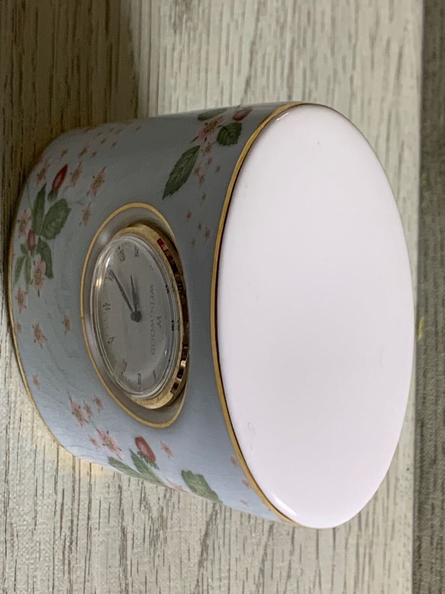 Wedgwoodウェッジウッド　置時計【廃盤品】稀少品 シチズン_画像6