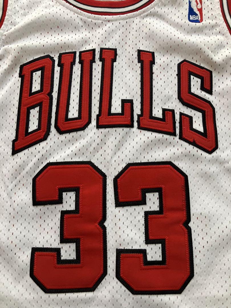 【良品】 NBA PIPPEN ＃33 スコッティ?ピッペン BULLS シカゴ?ブルズ ユニフォーム シャツ バスケ ジャージ ジョーダン　刺繍 ホーム 白