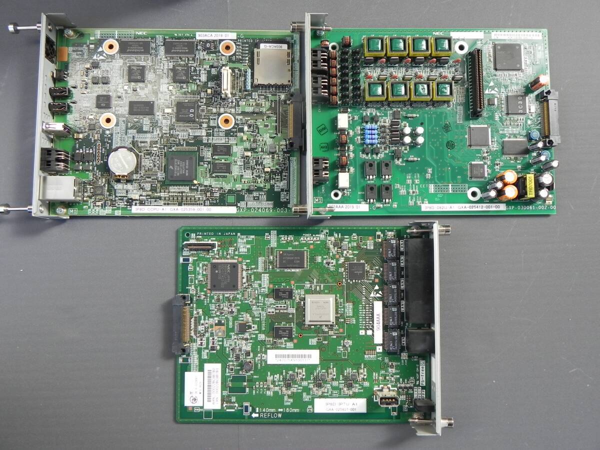 E9005(RK) IP8D-3KSU-B1/IP8D-3KSU-E1 NEC AspireWX 主裝置 IP8D-082U-A1/IP8D-IPTU-A1/IP8D-CCPU-A1/IP8D-BWB-B1..19年制 3枚ユニット付き