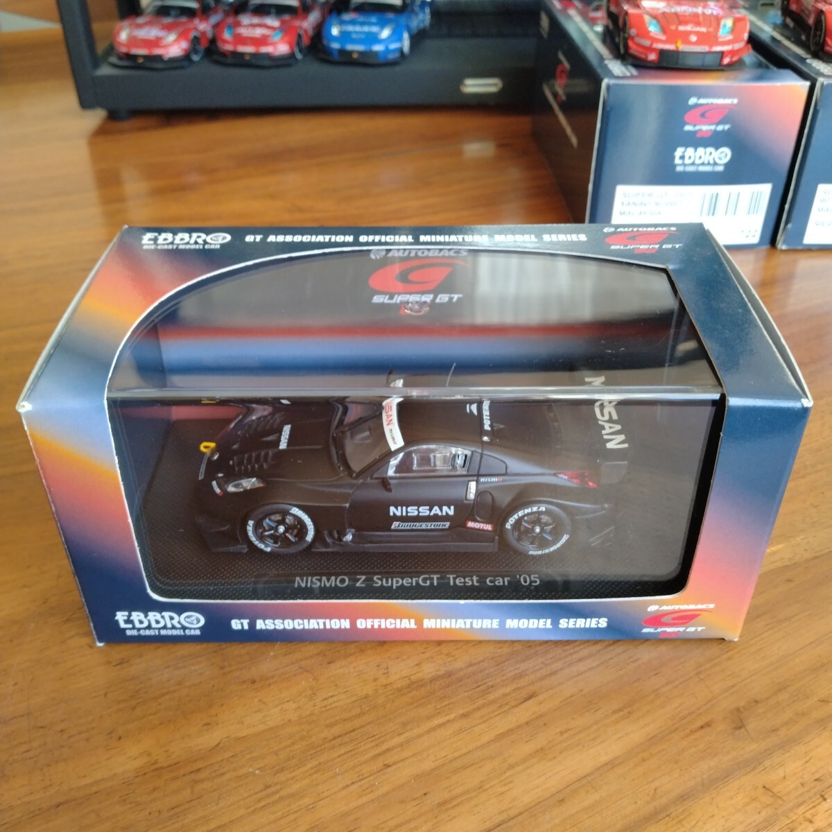 エブロ EBBRO 1/43 687 XANAVI NISMO Z SUPER GT 2005 SILVER/RED ザナビィ ニスモ