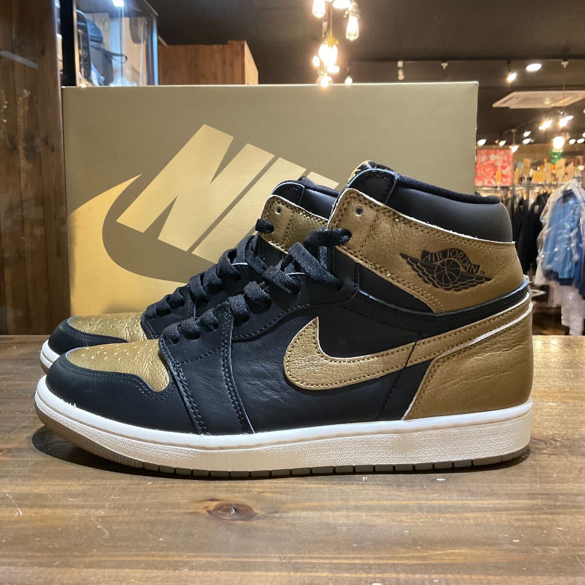 AIR JORDAN 1 RETRO HIGH OG エアジョーダン1レトロハイ ブラック ゴールド DZ5485-071 Size 28cm 美中古品(28.0cm)|売買されたオークション情報、Yahoo!オークション(旧ヤフオク!) の商品情報をアーカイブ公開 - オークファン(aucfan.com) AIR JORDAN 1 RETRO HIGH OG エアジョーダン1レトロハイ ブラック ゴールド DZ5485-071 Size 28cm 美中古品(28.0cm)|売買されたオークション情報、Yahoo!オークション(旧ヤフオク!) の商品情報をアーカイブ公開 - オークファン(aucfan.com)