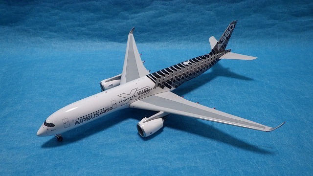 1/400 AIRBUS A350 ハウスカラー/カーボン Phoenix/フェニックス F-WWCF