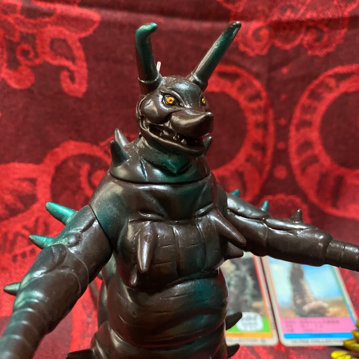 即決 初版 グドン ツインテール プラタグ付 1984 バンダイ 硬質 即決 初版 グドン ツインテール プラタグ付 1984 バンダイ 硬質
