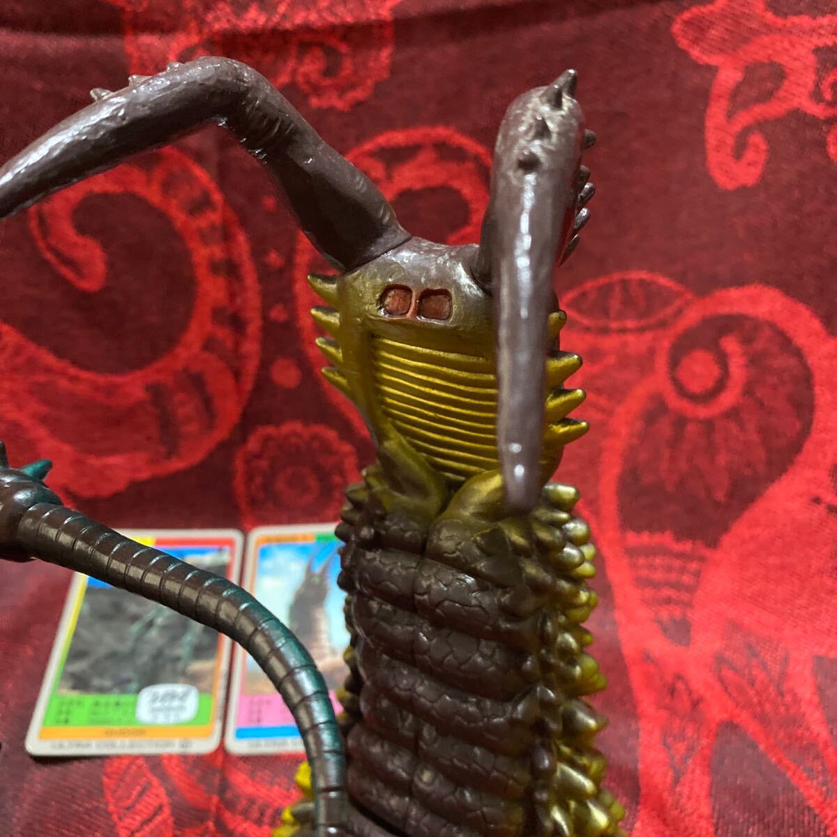 即決 初版 グドン ツインテール プラタグ付 1984 バンダイ 硬質 即決 初版 グドン ツインテール プラタグ付 1984 バンダイ 硬質