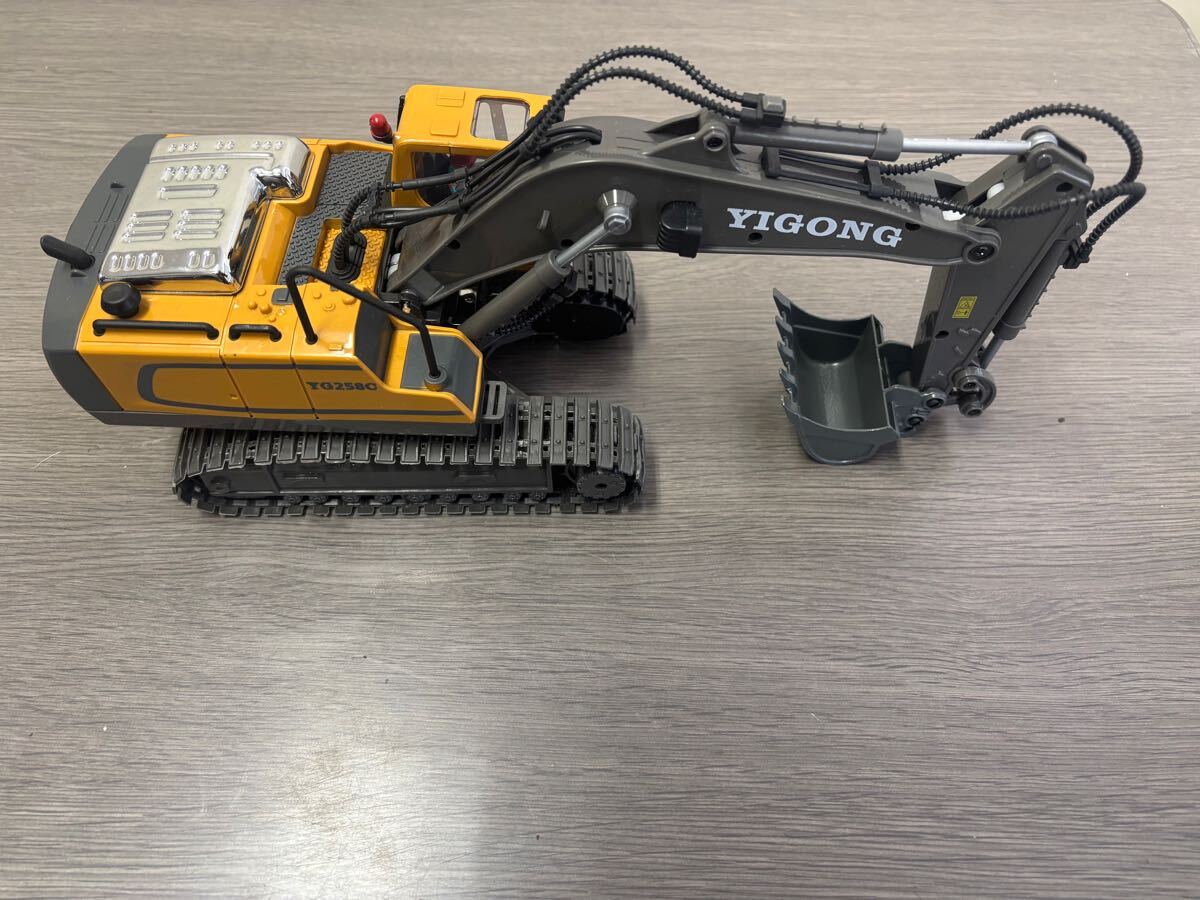 リモコン　ショベルカー11CH 商品　　ラジコン　美品　おもちゃ　リアル