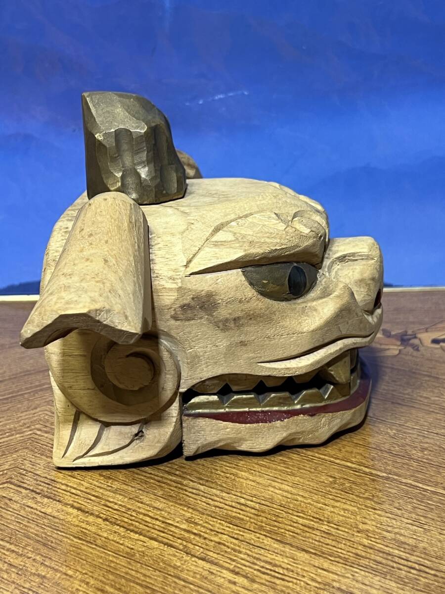 光峰作 木彫 日本 彫刻品 加賀獅子頭 共箱 縁起物 魔除け 名物 光峰作 木彫 日本 彫刻品 加賀獅子頭 共箱 縁起物 魔除け 名物