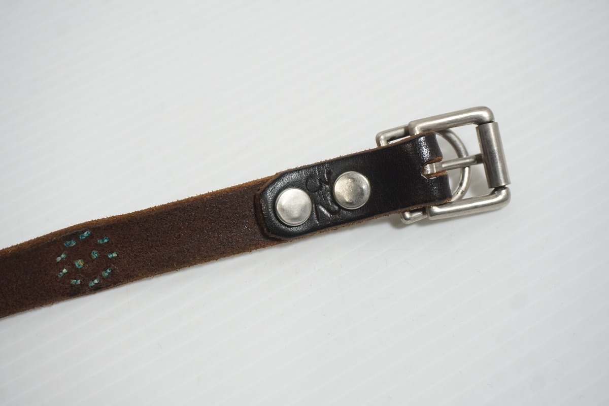 美品 HTCエイチティーシー スーパーナロー スタッズ レザー
