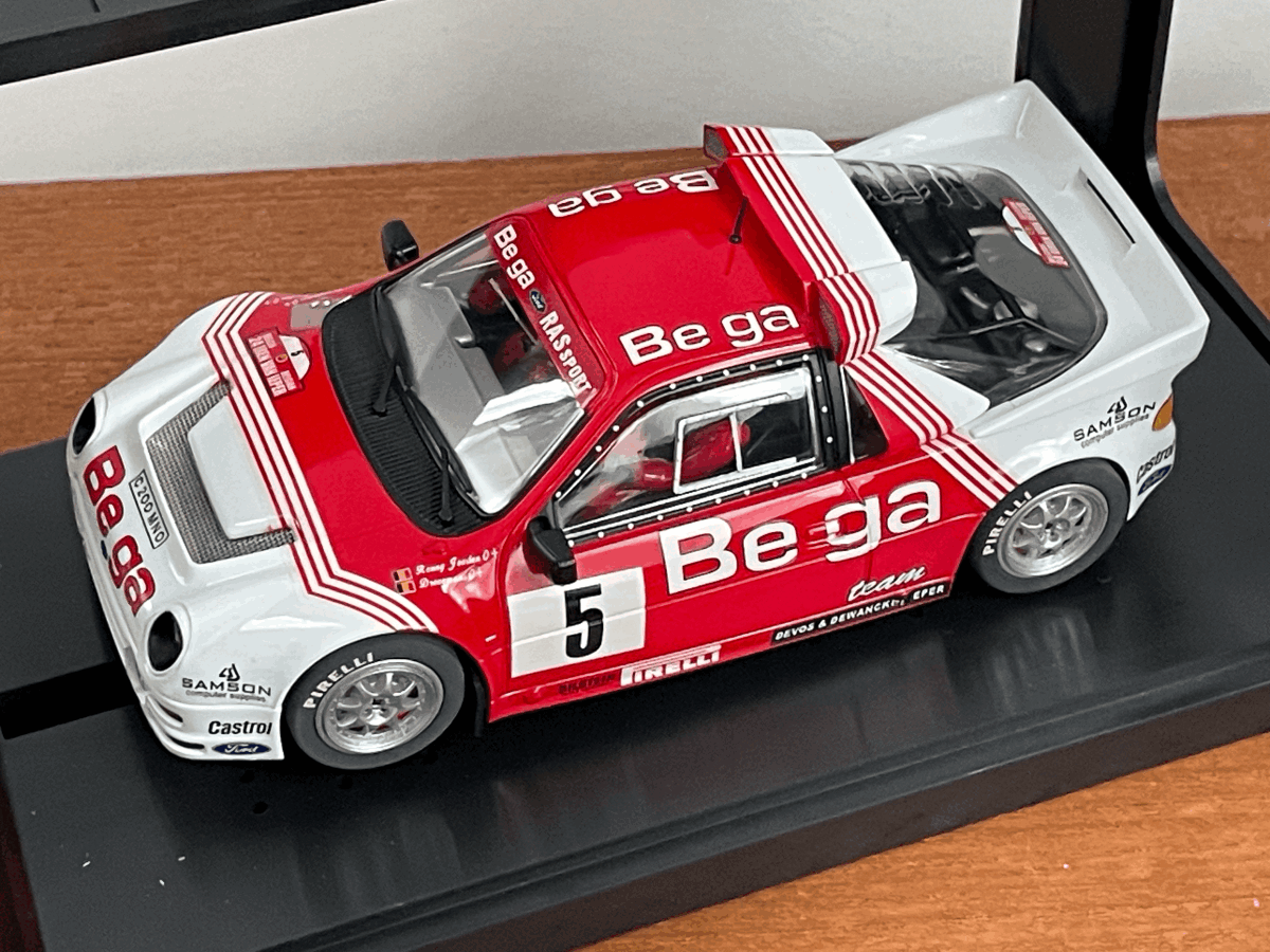 !_1/32 MSC Ford RS200 No.5/ Rally Ypres 1986