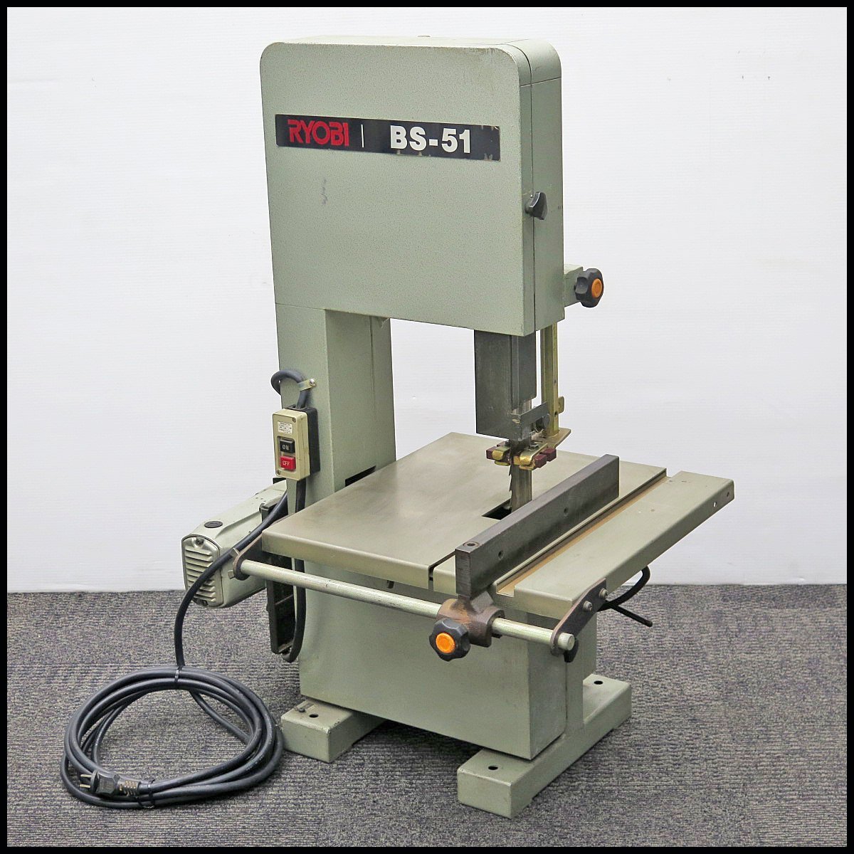 △RYOBI/リョービ バンドソー BS-51 100V 木工用/帯のこ盤/切断 △RYOBI/リョービ バンドソー BS-51 100V 木工用/帯のこ盤/切断