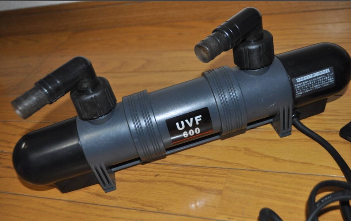 レイシーUV殺菌灯UVF600 動作確認済み　 超高輝度　 LEDライト　観賞用　熱帯魚　海水魚　アロワナ　エイ