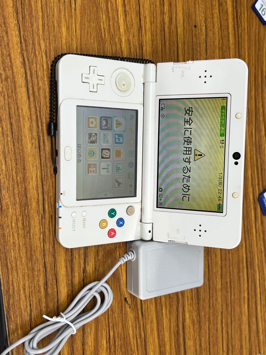 NEW ニンテンドー 任天堂 3DS アダプタ付き