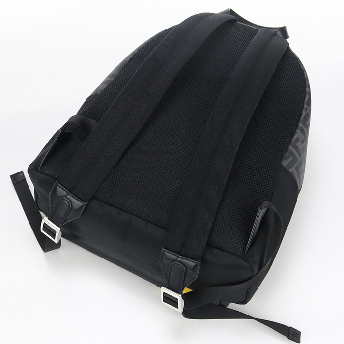 中古良品フェンディFENDI ダイアゴナル バックパック 7VZ042 A9XT ブラック ランク：A us-2 メンズ