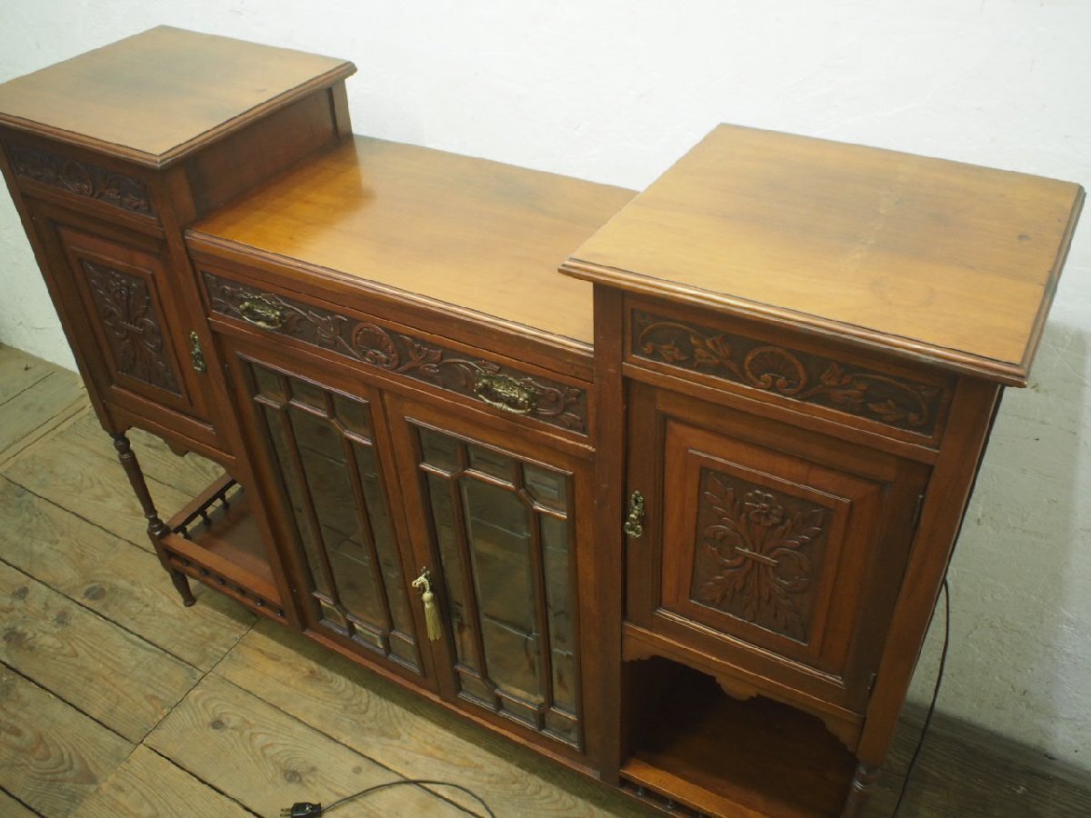 タ荷R0941◆H104,5cm×W136,5cm◆イギリスアンティーク◆重厚な木製サイドバイサイドキャビネット◆英国家具 飾り棚 マホガニーQ(ヤD)卸