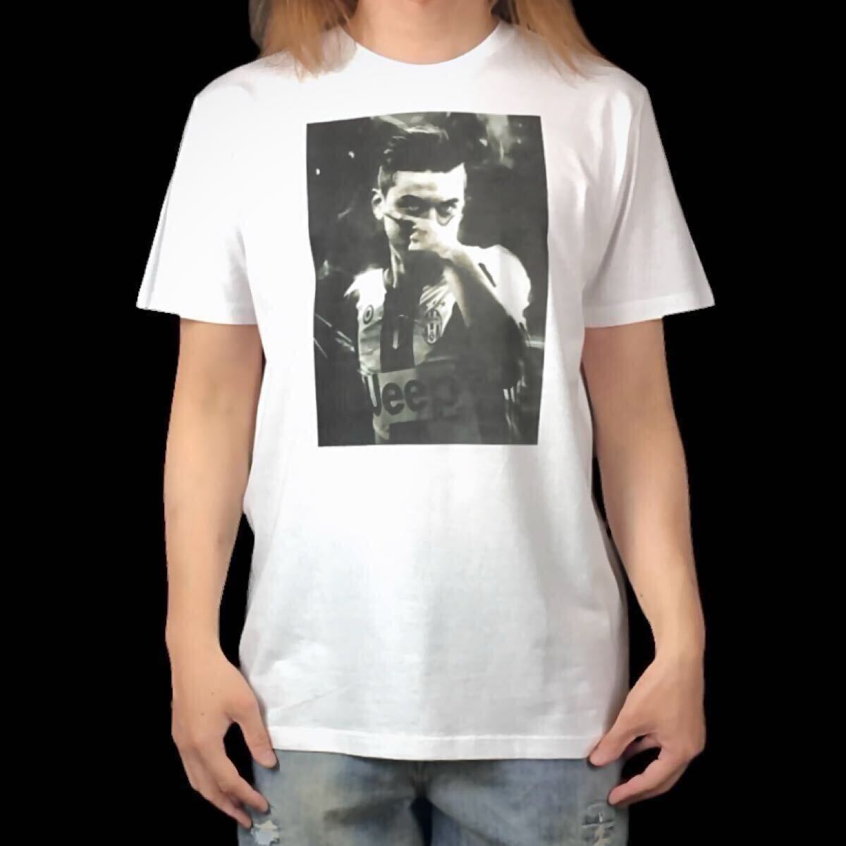 新品 パウロディバラ 仮面ポーズ アルゼンチン代表FW イタリア サッカー セリエA ASローマ ユヴェントスFC Tシャツ ユニセックス Mサイズ