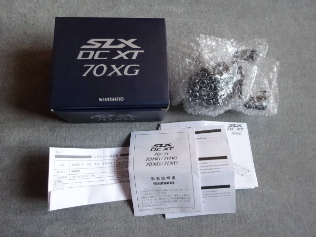 最終値下げ 8.1 右ハンドル ベイトリール SHIMANO ★ 70XG XT DC SLX 22 シマノ 新品★ 5.5kg 7/1 42mm 84cm 33mm/21mm 195g シマノ