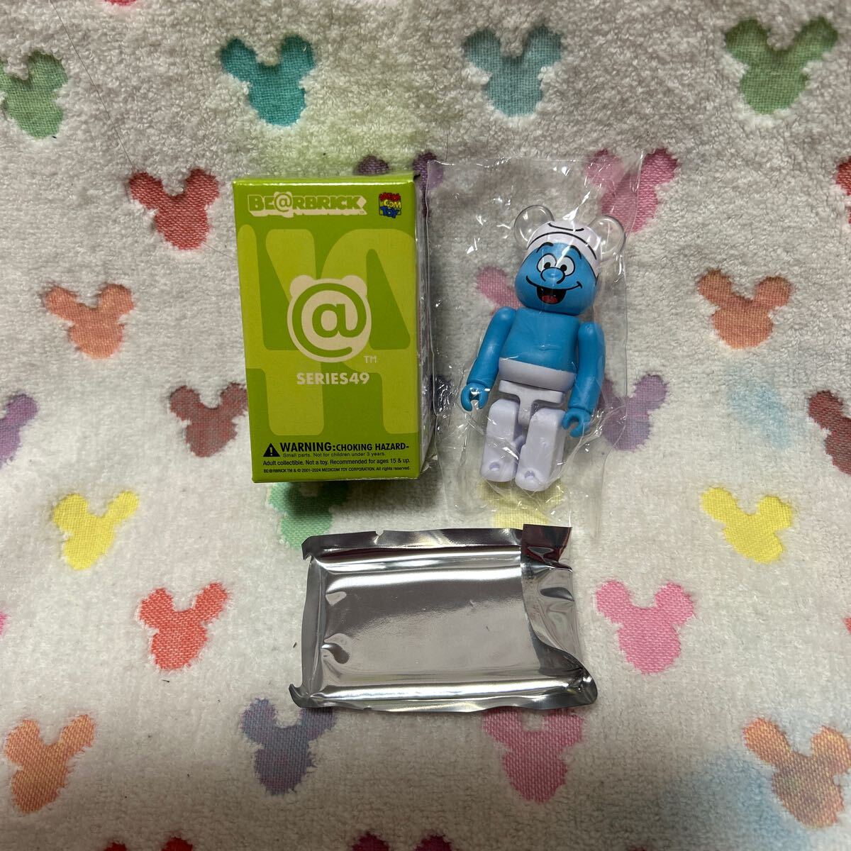 メディコムトイ　BE@RBRICK ベアブリッ　シリーズ49 スマーフ　未開封_画像1