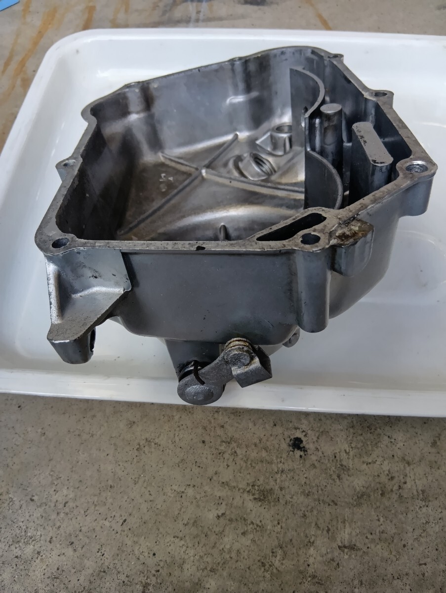 ホンダ純正クラッチカバー当時物 浮き文字 モンキー ダックス ホンダ純正クラッチカバー当時物 浮き文字 モンキー ダックス