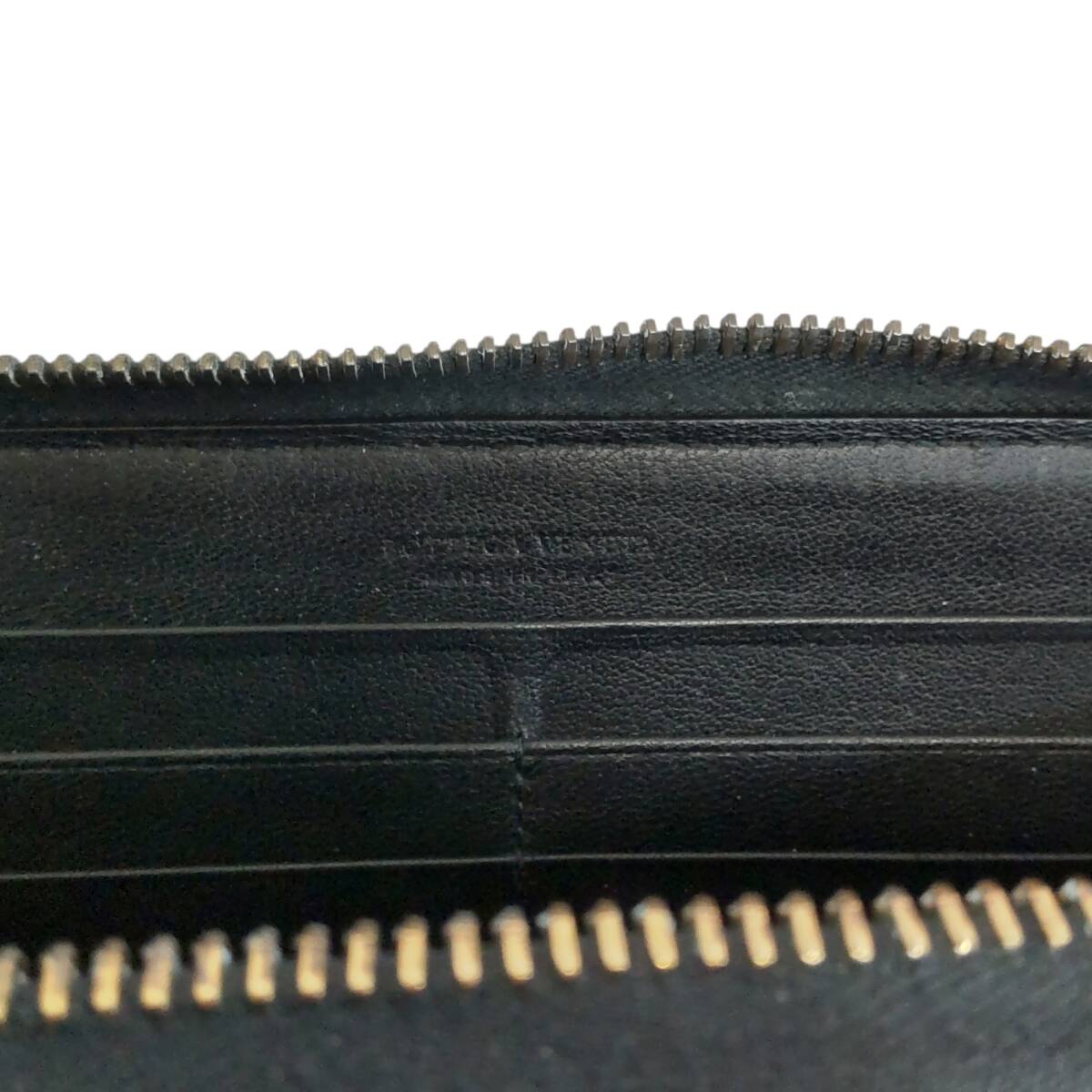 【中古品】 ボッテガ　イントレ　ジッピー　財布 BOTTEGAVENETA　長財布 ブラック クロコ イントレチャート S82124RK