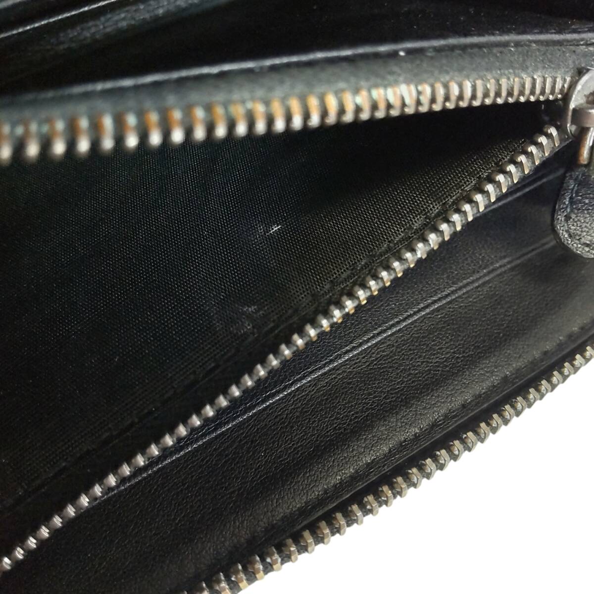 【中古品】 ボッテガ　イントレ　ジッピー　財布 BOTTEGAVENETA　長財布 ブラック クロコ イントレチャート S82124RK