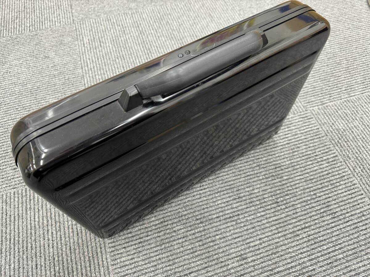 ゼロハリバートン ダイヤル式ロック付き トランクケース ブラック A4書類ビジネスバッグ アタッシュケース ZERO HALLIBURTON DYJ2015