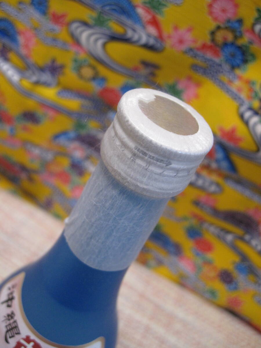  Awamori brandy . Izumi старый sake 35 раз 720ml 4 . бутылка 2008. оригинальная коробка есть 022