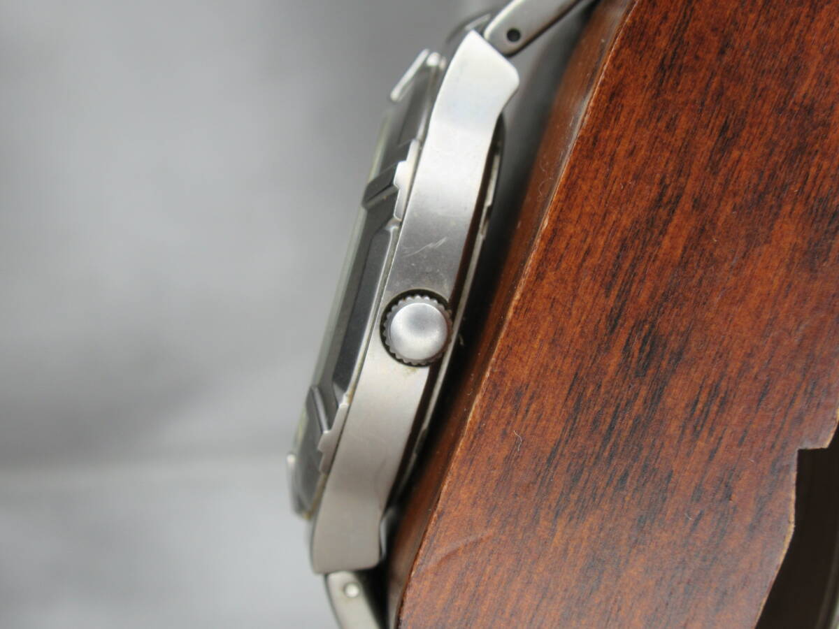 動作品】Charles Vogele / シャルル・ホーゲル CV-7752 SOLAR