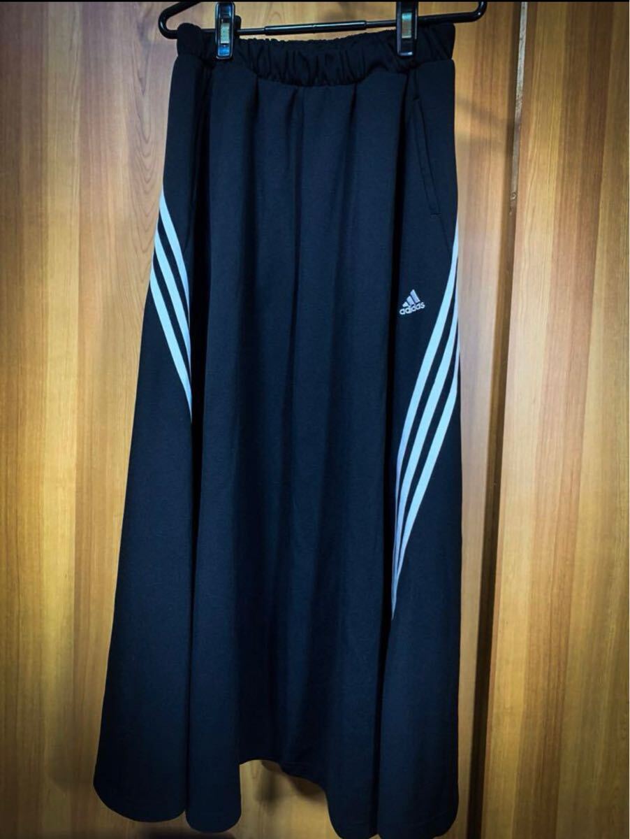 adidas ブラック ロングスカート 黒