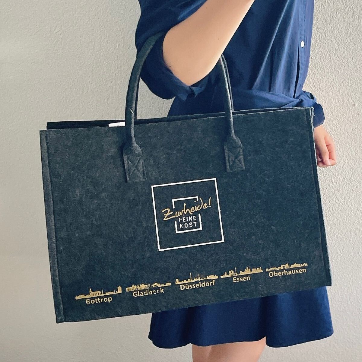 EDEKA 【大人気ドイツスーパー】フェルトバッグ　黒　大容量トートバッグ　買い物　ショップバッグ　スーパーマーケット