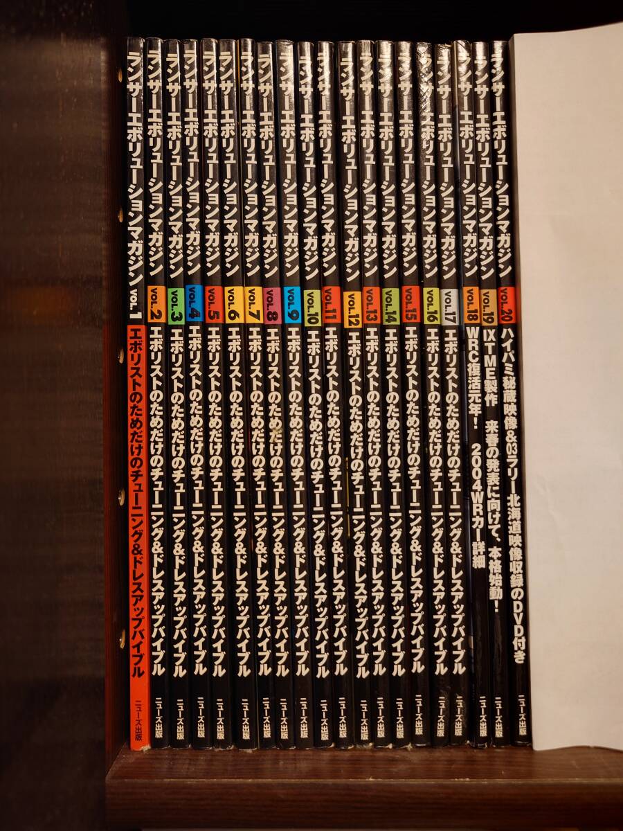 ピニンファリーナ【創業者追悼記念写真集】1968年発刊 ピニンファリーナ【創業者追悼記念写真集】1968年発刊
