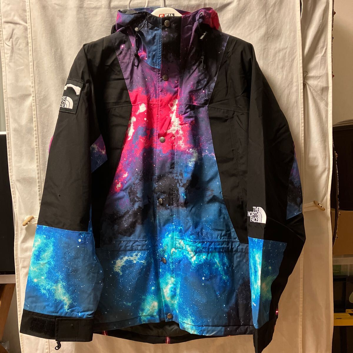 新品未使用【size Asia XXL】INVINCIBLE The North Face PRINTED 新品未使用【size Asia XXL】INVINCIBLE The North Face PRINTED