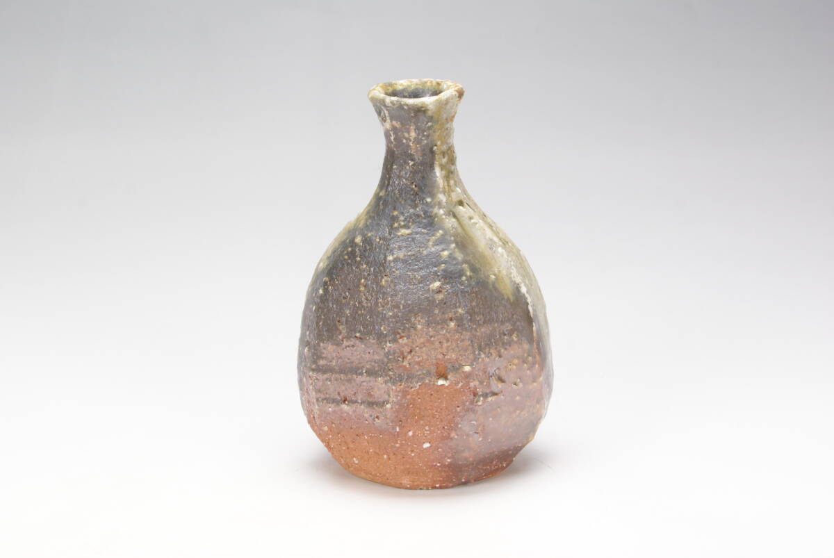 湖美】信楽 神山清子 自然釉 徳利 酒器 花瓶 花器 寸越窯 陶 湖美】信楽 神山清子 自然釉 徳利 酒器 花瓶 花器 寸越窯 陶