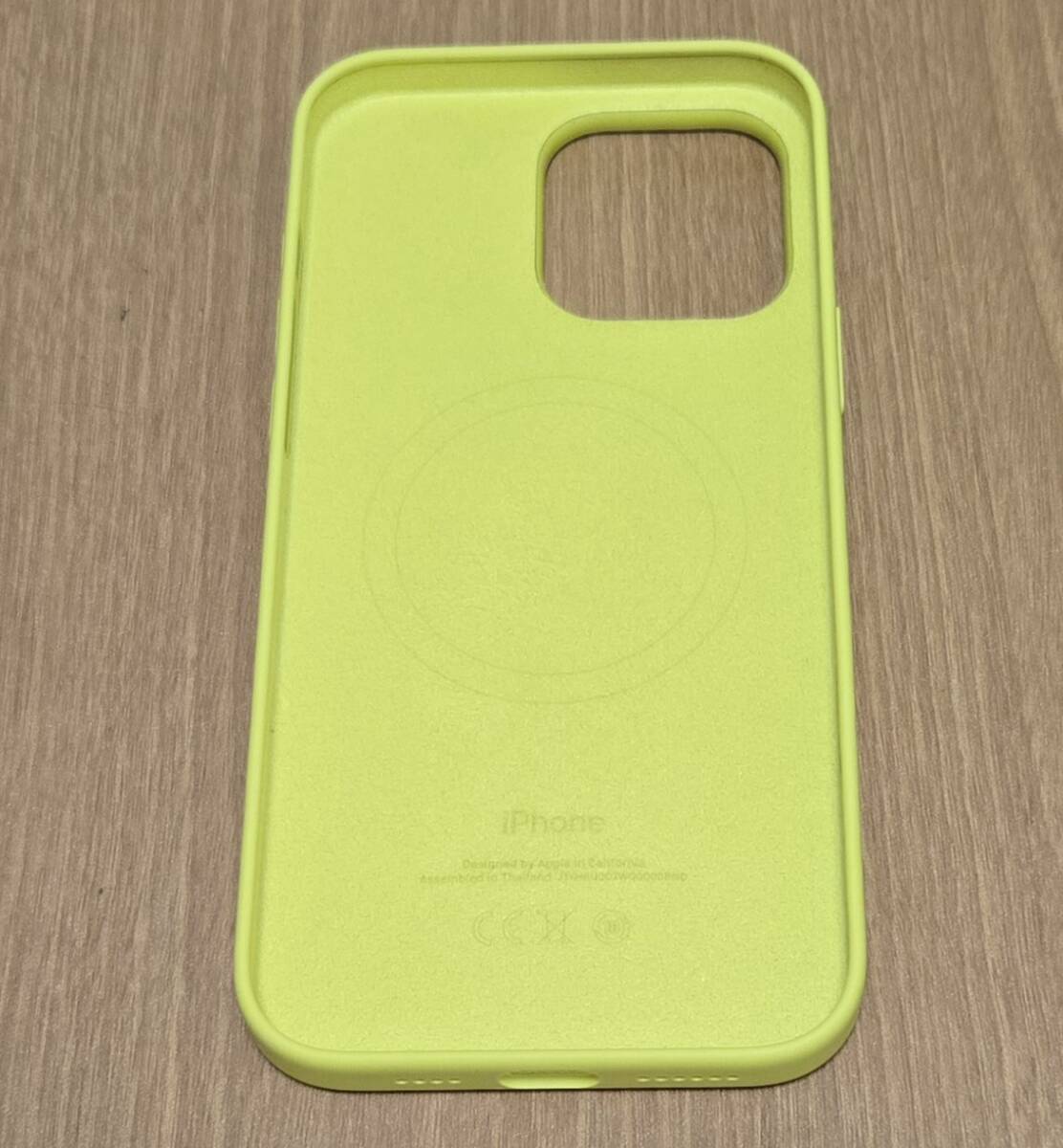 iPhone 16 Pro Max 純正 正規品 シリコンケース スターフルーツ iPhone 16 Pro Max 純正 正規品 シリコンケース スターフルーツ