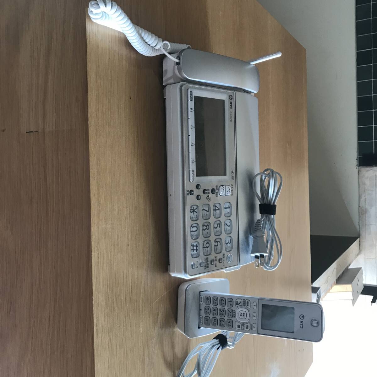 NTT P-724PD 子機・FAX付き_画像1