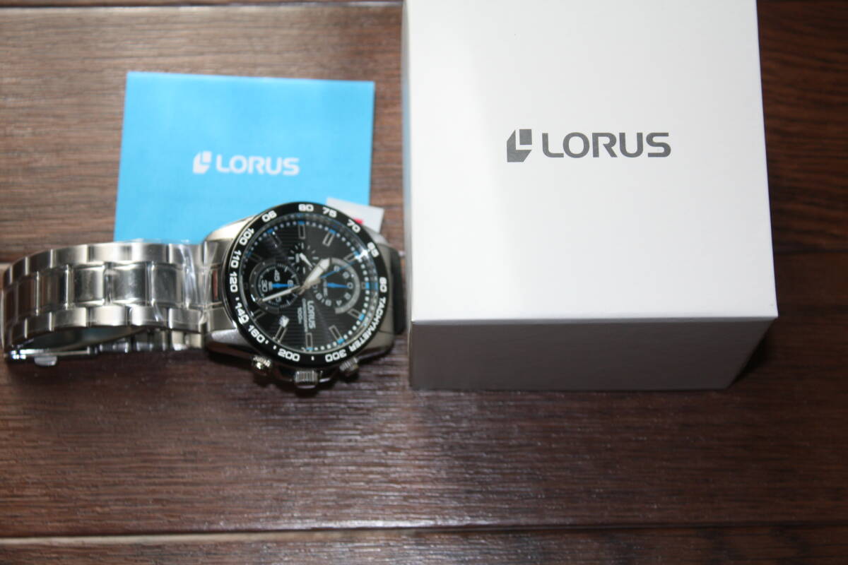 セイコーLORUS逆輸入100m防水クロノグラフ精悍ブラックフェイス セイコーLORUS逆輸入100m防水クロノグラフ精悍ブラックフェイス