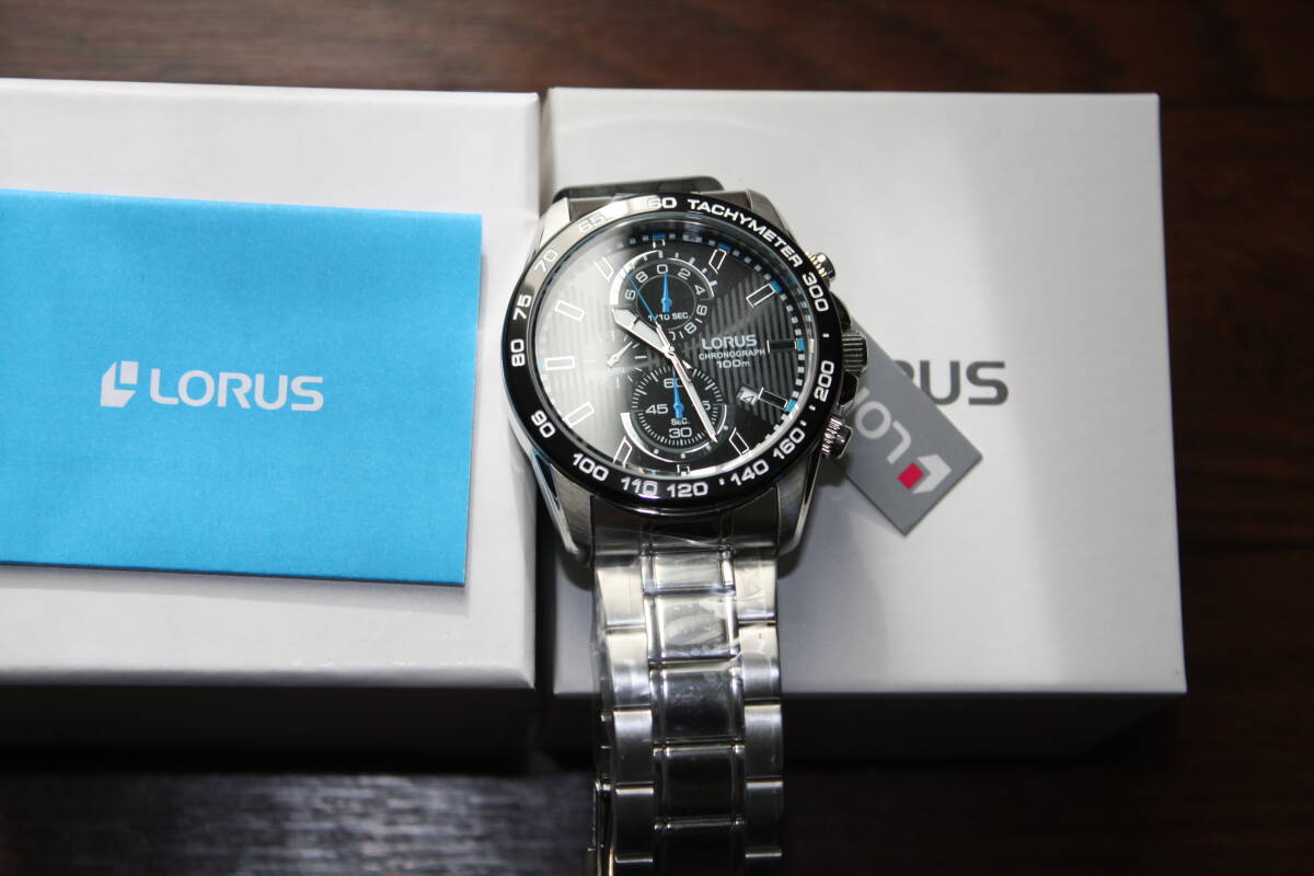 セイコーLORUS逆輸入100m防水クロノグラフ精悍ブラックフェイス セイコーLORUS逆輸入100m防水クロノグラフ精悍ブラックフェイス