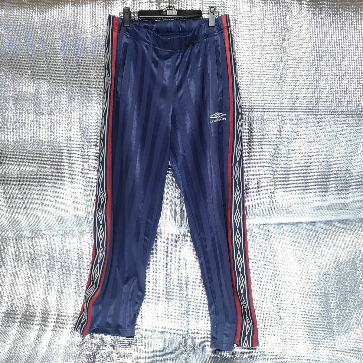 サッカー部　ジャージ　パンツ　Umbro　アンブロ　ネイビー　O　750