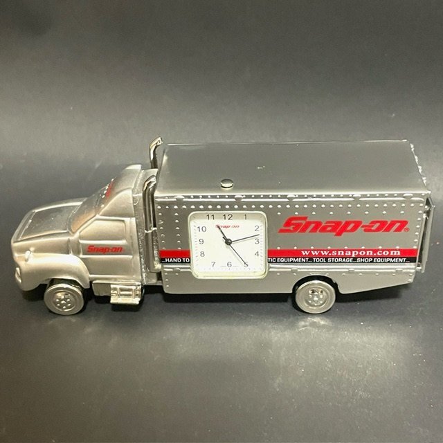 Snap-on スナップオン 置時計 KODIAK C6500 トラック ミニカー アナログ バッテリー式 レトロ インテリア おもちゃ 小物 HMY