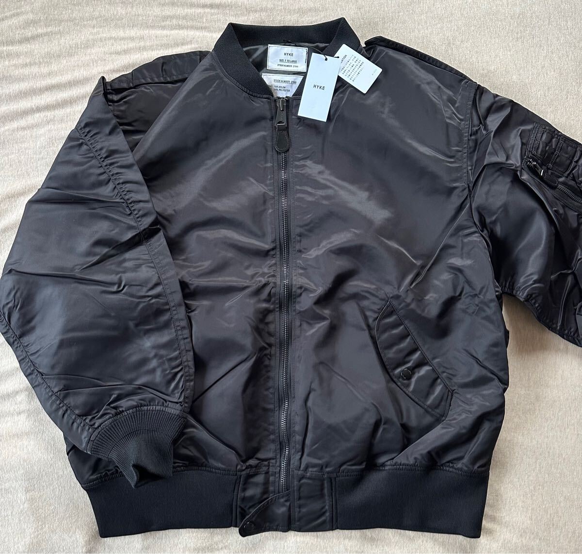 黒5新品 HYKE メンズ TYPE L-2A JACKET ジャケット ブルゾン 黒5新品 HYKE メンズ TYPE L-2A JACKET ジャケット ブルゾン
