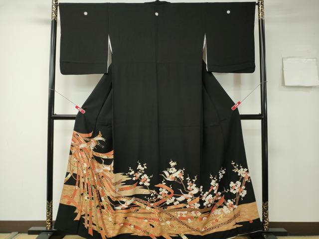平和屋着物■豪華黒留袖　駒刺繍　束ね熨斗飛鶴枝梅文　金銀彩　正絹　逸品　CAAK3511ev