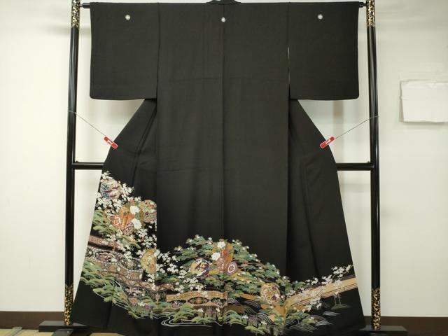 平和屋着物■豪華黒留袖　雪輪鼓吉祥草花文　金彩　正絹　逸品　CAAK3070ev